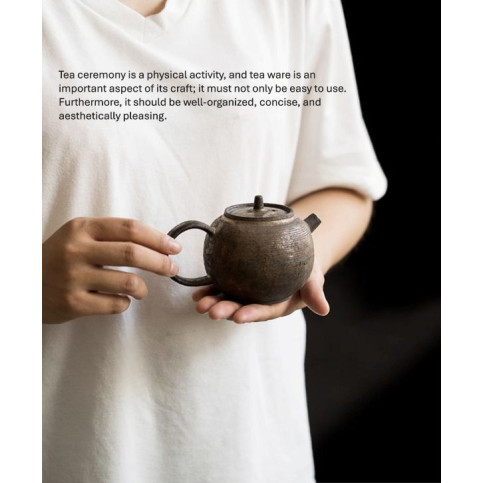 Gilt teapot