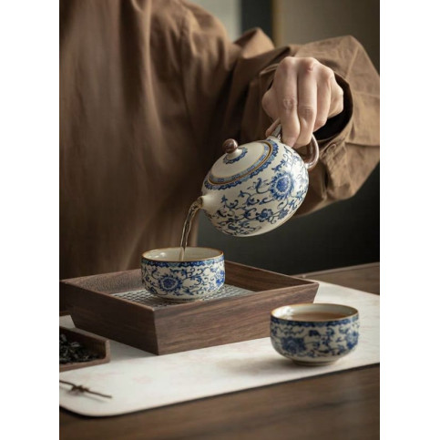 Ru Yao tea set - Scrolling vine