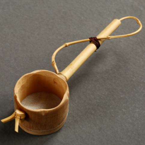 Bamboo strainer 3
